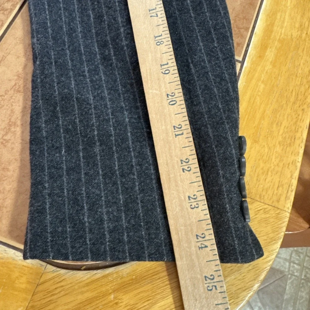 VTG Paul Stuart Sport Coat Sz 40R Charcoal Gray Pin Stripe Flannel Heavy Wool